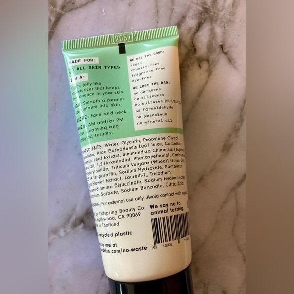 VERSED DEW POINT MOISTURIZING GEL-CREAM - Picture 3 of 3